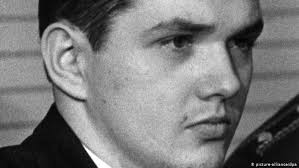 Toate aceste cadouri, sunt facute de politicienii si guvernantii romani. Cei Mai Ingrozitori Criminali In Serie Din Germania Germania Dw 31 10 2018