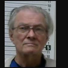 Convicted sex offender from Douglas County dies in prison