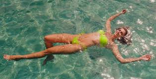 4.0 out of 5 stars. Victoria S Secret Jumps Back Into Swimwear At Select Stores Wwd