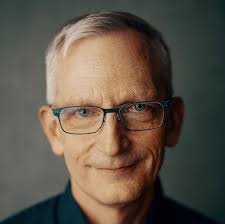 Devil's Chew Toy: A Novel (A Hayden and Friends Mystery Book 1)