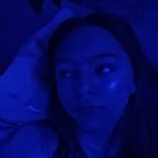 Leah Mouton's Instagram, Twitter & Facebook