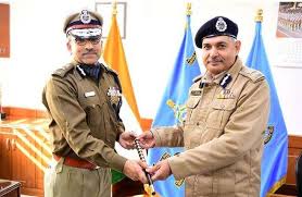 It was designed to solve the main limitations of the twisted nematic field effect (tn) matrix lcds which were prevalent in the late 1980s. Ips Officer Maheshwari Takes Over As New Crpf Dg India News India Tv