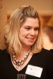 Lindsey Rundle's Instagram, Twitter & Facebook