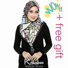 Cara pakai tudung shawl, gaya highstreet. Kekaboo Wisley Pucci Muslimah Fashion Scarves On Carousell