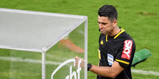 Hoje a partir das 16h00 (de brasília) você vai acompanhar o jogo entre barcelona x inter de milão ao vivo pelo liga dos campeões da uefa com transmissão do canal ei plus. Por Problema No Var Vasco Vai Acionar Cbf E Stjd Para Anular Jogo Contra O Inter