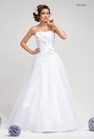 Welches hochzeitskleid für eure mollige figur perfekt ist, richtet sich also zu allererst nach eurem ganz persönlichen welches brautkleid für mollige: Brautkleid Alsacja A Linie Fur Mollige