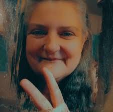 With a broken heart, this saddens me to say that my beloved husband, Erick  Efreezee Carlson has peacefully passed away