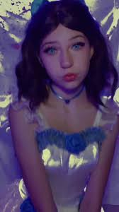 Perfumer Idv Red Shoes