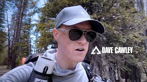 Eric Robinson loved to hike alone in the wilderness—until one day, he  didn’t come home. He vanished into a mountain range that’s been known to  swallow people whole. Uinta Triangle follows journalist ...