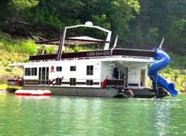 For those who are looking for the ultimate in house boating on dale hollow lake, take a look at the eagle. Need Help Finding Vacation Rentals Live The Destination With Vacationrentals Com Vacation Locations Houseboat Vacation House Boat