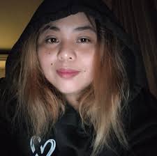 and it's baaaaack! 🍓 Your favorite Strawberry with Collagen jelly treat is  now back in stock and available at Shopee & Lazada! Enjoy DISCOUNTS if you  stock up and buy 1 BOX