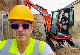 Clacton Masonic Centre Car Park cleared to strengthen Community ties