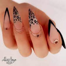 Comment je le fais et le vernis que j'utilise par jaqueline guerreiro. 23 Nouvelles Facons De Porter Des Ongles Leopard En 2020 Blog Des Femmes