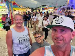 Hola everyone, what is the best ferry to got to playa tambor? Thank you