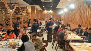 Kota ini kini menjadi destinasi wisata bagi wisatawan baik lokal maupun internasional. Gili Trawangan Resto Nuansa Lombok Hadir Di Palembang Sriwijaya Post