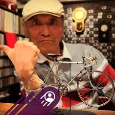 Let's see some burnouts in the comments