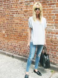 You Don T Need Much Oversized Tee Worn Jeans Classic Shoes Structured Bag Love Fashion Style My Style