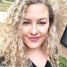 Laci Bates's Instagram, Twitter & Facebook