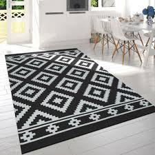Teppich schwarz weiß versandkostenfrei online kaufen benuta.de teppich schwarz weiss. Wohnzimmer Teppich Schwarz Weiss Skandi Design Rauten Muster Robust Kurzflor Kaufen Bei Diva Teppich Center