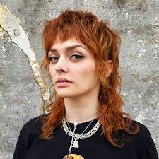 Jane Snell's Instagram, Twitter & Facebook