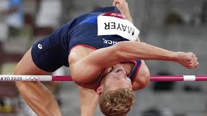 En épreuves combinées, l'heptathlon est l'équivalent féminin du décathlon. 8sarogveldyndm