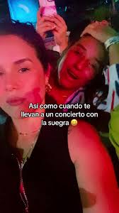 Novia Suegra Y Novio Concierto