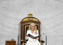 Governor general julie payette is a disgrace. Canada Deserves Stability Julie Payette Resigns As Governor General Apologizes North Shore News
