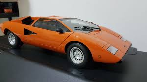 W roku wprowadzenia samochodu do sprzedaży, ferruccio lamborghini sprzedał swoją fabrykę, a w 1978 firma ogłosiła bankructwo. Kyosho Scale 1 12 Lamborghini Countach Lp400 Orange Catawiki
