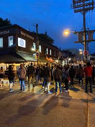 Today, residents and visitors alike visit the charming train station for a weekly farmers' market and concerts. Kensington Market 673 Photos 270 Reviews Farmers Market Kensington Avenue Toronto On Phone Number