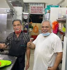 Sonaone #kiddsanthe #kueyteowkubasah kuey teow (official music video) by sonaone featuring kidd santhe strim 'kuey. Lau Wan Kuetiau Goreng Posts Facebook