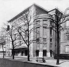 teɑtʁ de ʃɑ̃z‿elize) is an entertainment venue standing at 15 avenue montaigne in paris. Les Grandes Heures Du Theatre Des Champs Elysees