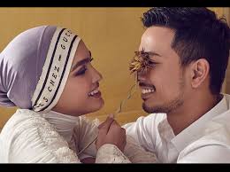 Congrats to elfira loy + faris. Elfira Loy Kahwin Faris Anuar