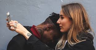 Her words have reached and touched millions, while her books have made their way into the hands and hearts of thousands of women worldwide. 11 Signs You Re Dating A Narcissist And How To Deal With Them