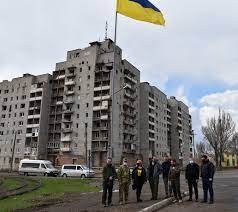 У нас ви завжди знайдете найсвіжіші новини з життя міста! Gosievskaya I Saudargas V Avdeevke Prifrontovuyu Avdeevku S Vizitom Posetili Parlamentarii Iz Polshi I Litvy Foto Mobilnaya Versiya Cenzor Net