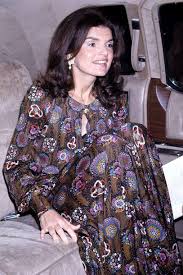 Kennedy und damit vom 20. Der Stil Von Jackie Kennedy Onassis Jacqueline Kennedy Onassis 60er Jahre Mode Modestil