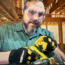 Rob Lake's Instagram, Twitter & Facebook