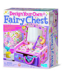 O meglio, a quell'età i bambini sono fortemente attratti dai giochi che hanno suoni e colori, e tu pensi sia un regalo intelligentissimo! Idee Regalo Per Bambine Di 4 6 Anni Easymomswissmade