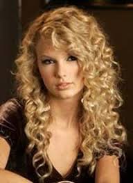 Today, we thought we would take a look at taylor swift's hair transformation. Pin On Hair