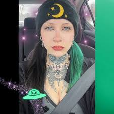 Fay Hatch's Instagram, Twitter & Facebook