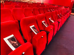 Stage house cares about your eyes. Ballett Theater Iliev Nikolay Iliev