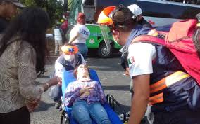 La decisión fue tomada tras una revisión de protección civil estatal, a solicitud de autopistas michoacán. Choque En La Autopista Siglo 21 Deja Dos Muertos Y 14 Lesionados El Sol De Zamora Noticias Locales Policiacas Sobre Mexico Michoacan Y El Mundo