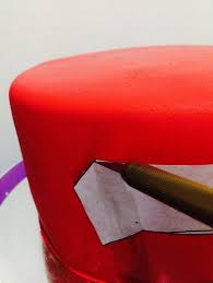 Intaglio Torta Big Hero 6 Fondant Baymax Kue