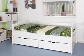 Dieses niedrige bett ist perfekt für jüngere kinder, aber es bleibt ihnen auch im heranwachsen treu. Holz Stauraumbett 90 X 200 Cm Buche Massiv Weiss Hohe Cm 74 70 Lange Tiefe Cm 208 Breite Cm 97 5 Matratzenmasse B X L Cm 90 X 200 Massivholz Material Holz Holz Stauraumbett 90 X 200 Cm Buche Massiv Weiss