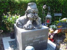 Joop Doderer 1921 2005 Bekende Graven Begraafplaats Standbeelden Begraafplaatsen En Monumenten