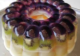 Umumnya memang buah naga ini selain dimakan langsung, dapat juga dijadikan bahan olahan seperti es buah, jus buah naga dan yang akan kali ini resepkuerenyah.com bagikan adalah resep puding buah naga. Masakan Sederhana Wajib Dicoba Cara Membuat Puding Buah