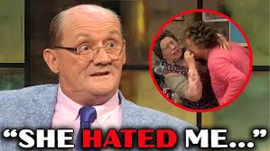 Little sister literally CAN'T stop dancing!