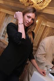 Jes Macallan Photos Photos Hbo Luxury Lounge Featuring Pandora Jewelry Day 1 Jes Macallan Pandora Jewelry Girl Crushes