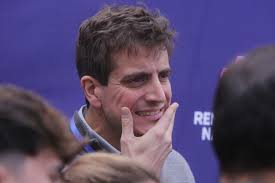 Ni la insistencia en la orientación sexual ni el ataque de Aranda: una AC  que no prendió