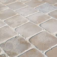 Pave Ancien Vieux Paves Tous Les Formats Bca Materiaux Anciens Paves Exterieur Terrasse Pave Paves De Jardin