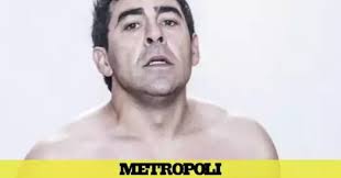 Pablo chiapella es de albacete y de la promoción de otros humoristas como joaquín reyes, ernesto sevilla y raúl cimas, de cuyo éxito dice: Metropoli Teatro Pablo Chiapella Las Redes Sociales Son Un Gran Psiqui Trico Estreno